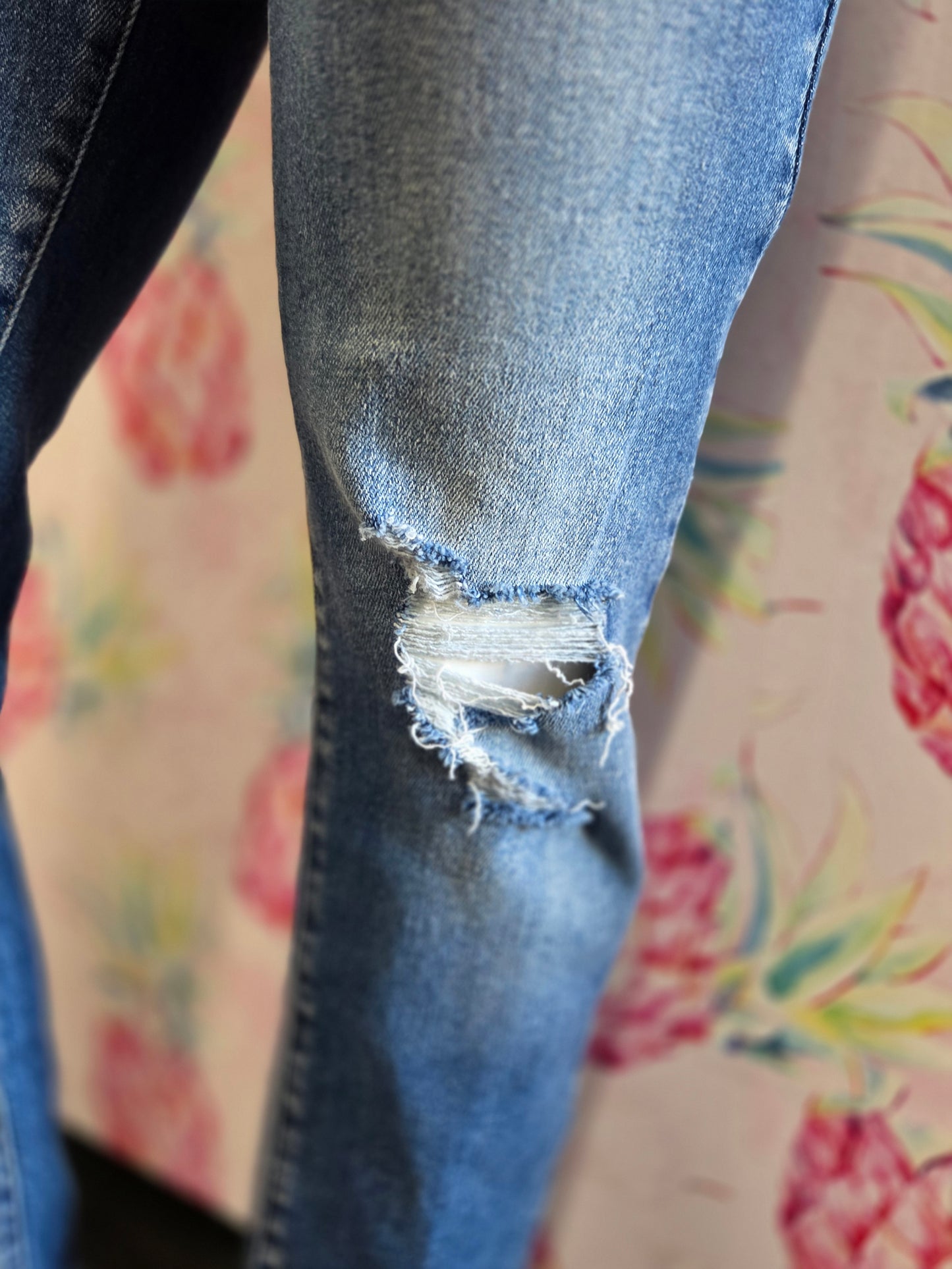 KanCan Straight Fit Light Distressed Jeans